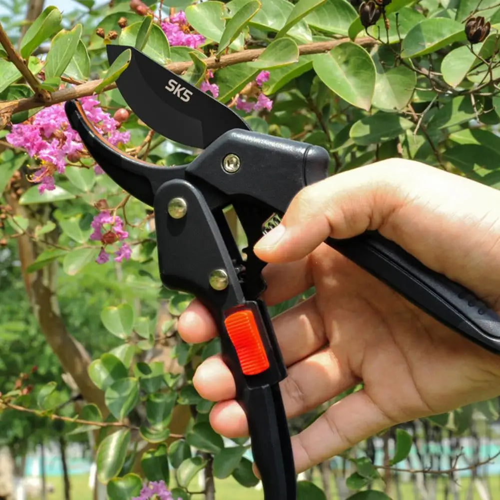 Pruning Shears with Ultra Sharp Blades Safety Mechanism