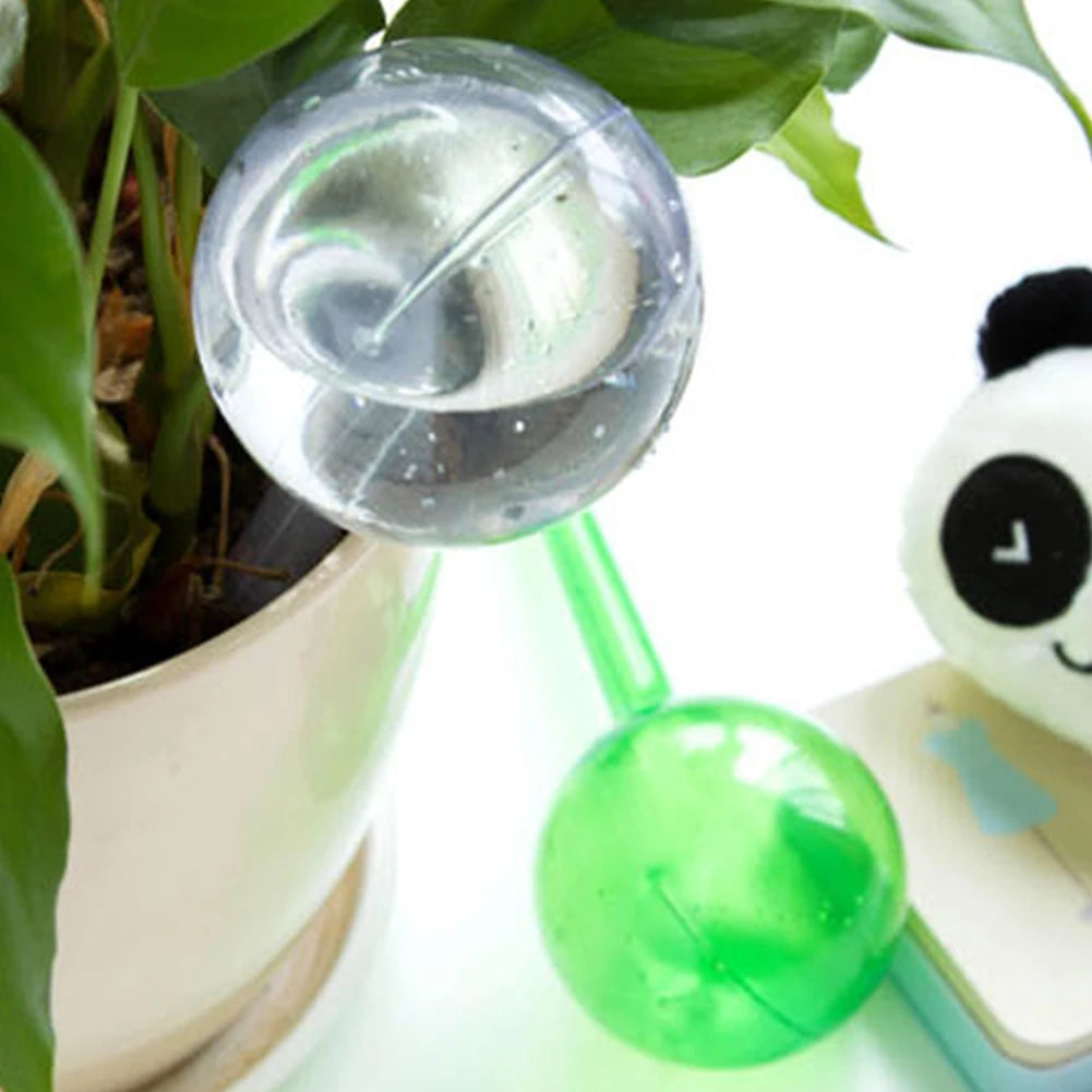 1pcs Automatic Plant Water Feeder Self Watering Plastic Ball Indoor Outdoor Flowers Water Cans Flowerpot Drip Irrigation Device